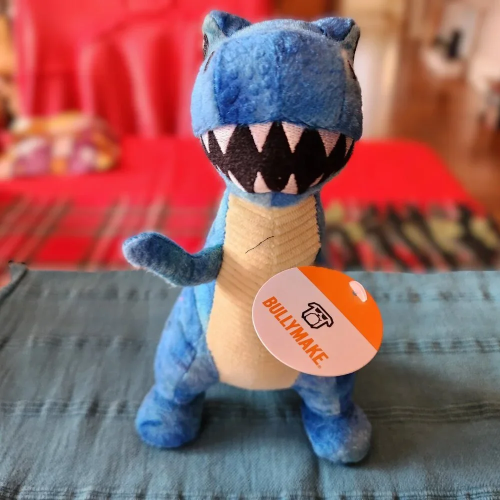 BULLYMAKE Dog Plushy Power Chew & Treat Set – Dinosaur - NEW